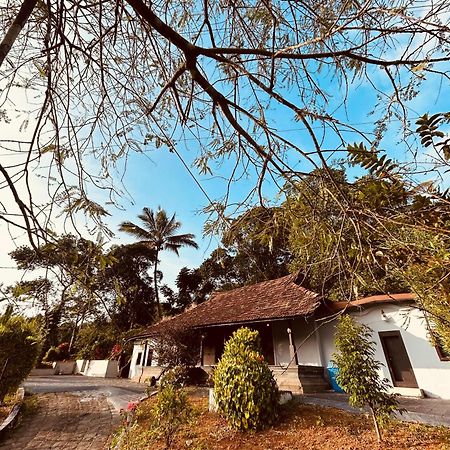 Silent House Villa Kudayattur Exterior photo